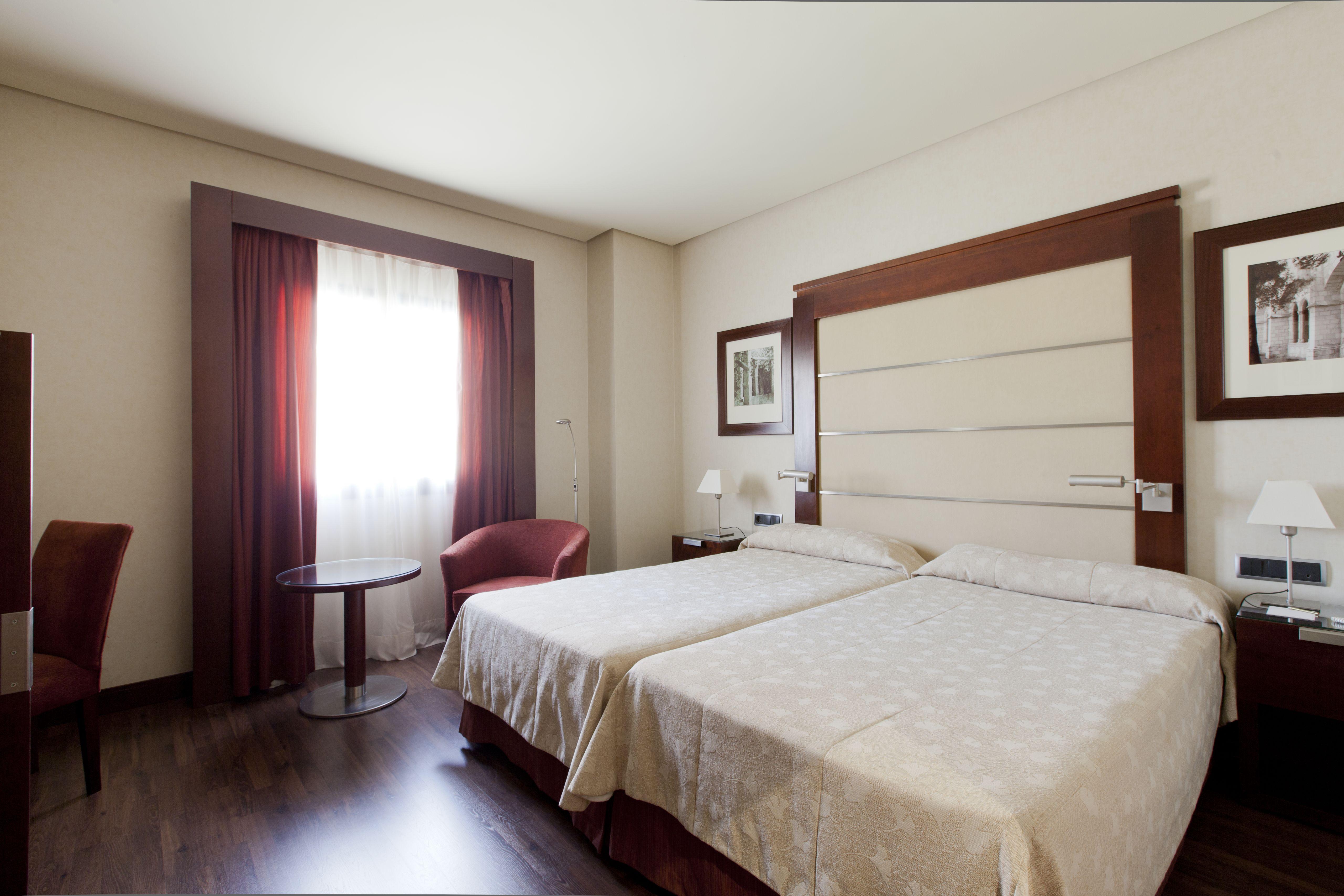 Hotel Badajoz Center מראה חיצוני תמונה