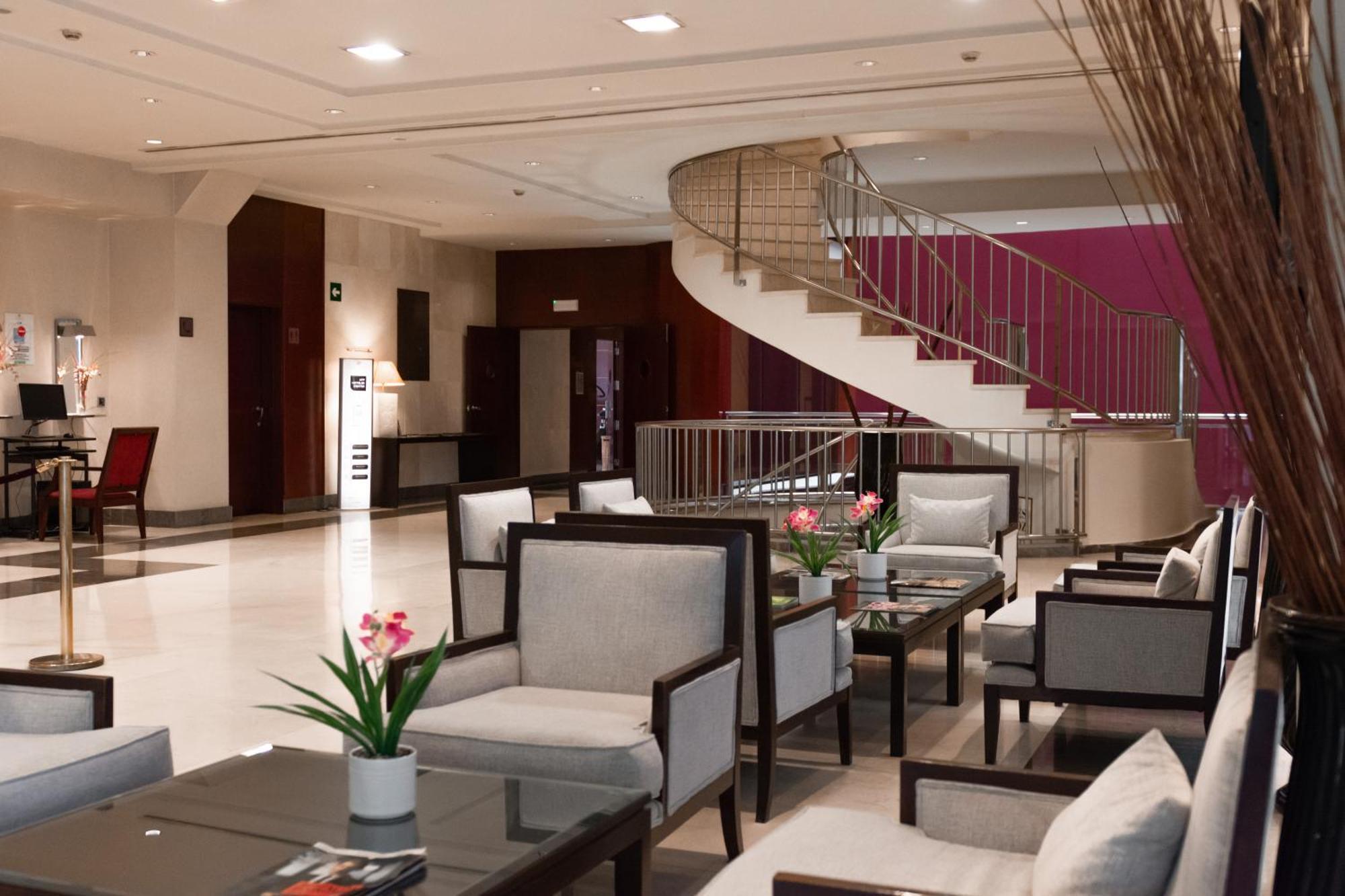 Hotel Badajoz Center מראה חיצוני תמונה